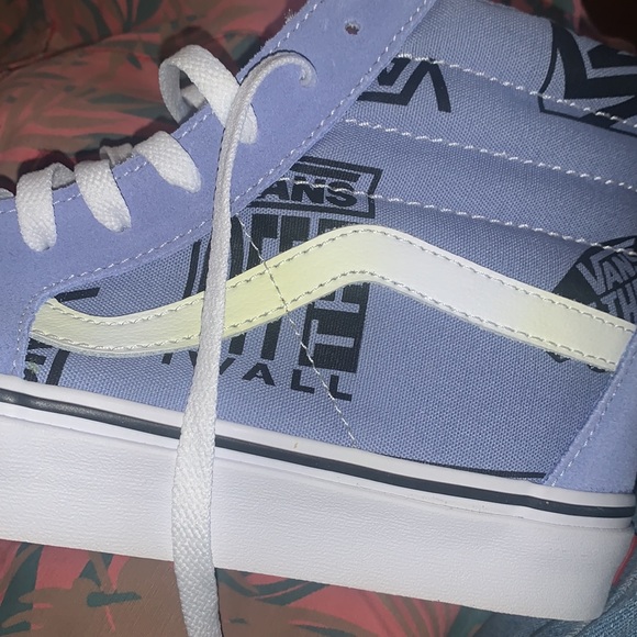 Vans Sk8-Hi sky blue with graphics. US MEN 10.0 NEW - Picture 2 of 7